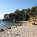 Villa Blue Cocoon - Messinia Peloponnese- Rooftop Sea View 550 M From Next To Kalamata Koroni Costa Navarino