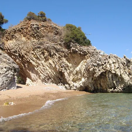 别墅 Blue Cocoon - Messinia Peloponnese- Rooftop Sea View 550 M From Next To Kalamata Koroni Costa Navarino 克拉尼