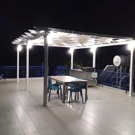 Villa Blue Cocoon - Messinia Peloponnese- Rooftop Sea View 550 M From Next To Kalamata Koroni Costa Navarino *