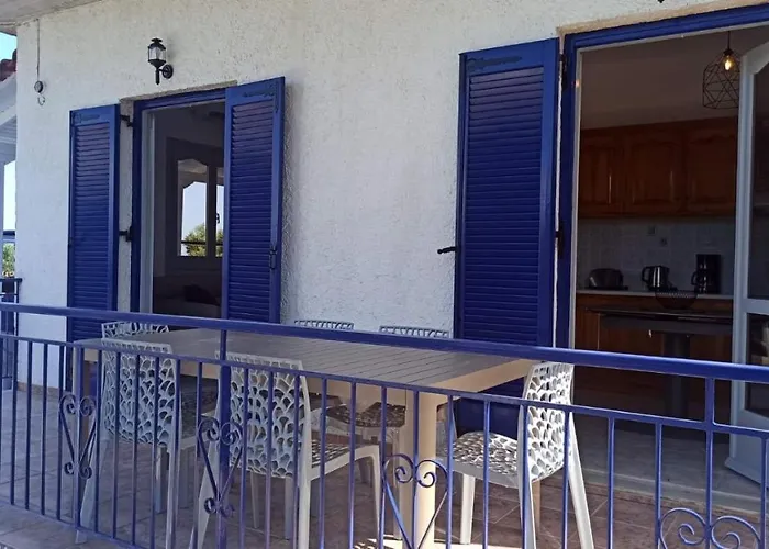 Blue Cocoon - Messinia Peloponnese- Rooftop Sea View 550 M From Next To Kalamata Koroni Costa Navarino Hráni