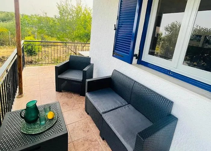 Blue Cocoon - Messinia Peloponnese- Rooftop Sea View 550 M From Next To Kalamata Koroni Costa Navarino