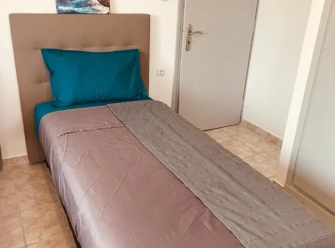 Blue Cocoon - Messinia Peloponnese- Rooftop Sea View 550 M From Next To Kalamata Koroni Costa Navarino