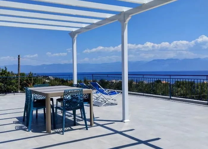 Blue Cocoon - Messinia Peloponnese- Rooftop Sea View 550 M From Next To Kalamata Koroni Costa Navarino Villa Hráni