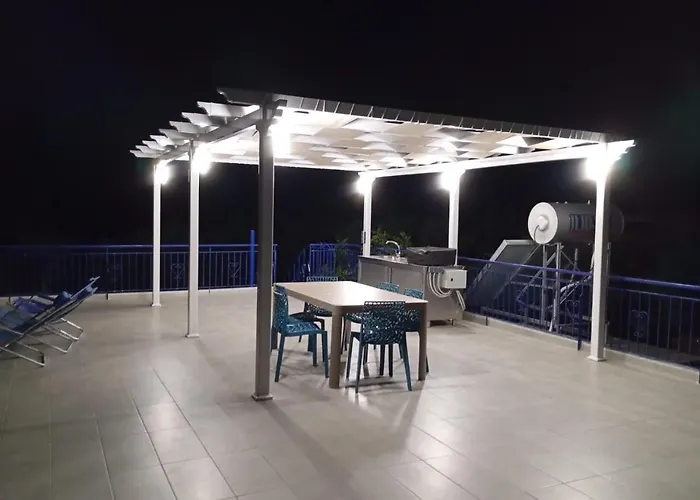 Villa Blue Cocoon - Messinia Peloponnese- Rooftop Sea View 550 M From Next To Kalamata Koroni Costa Navarino *